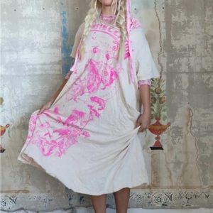 Magnolia Pearl Constellation T-shirt dress